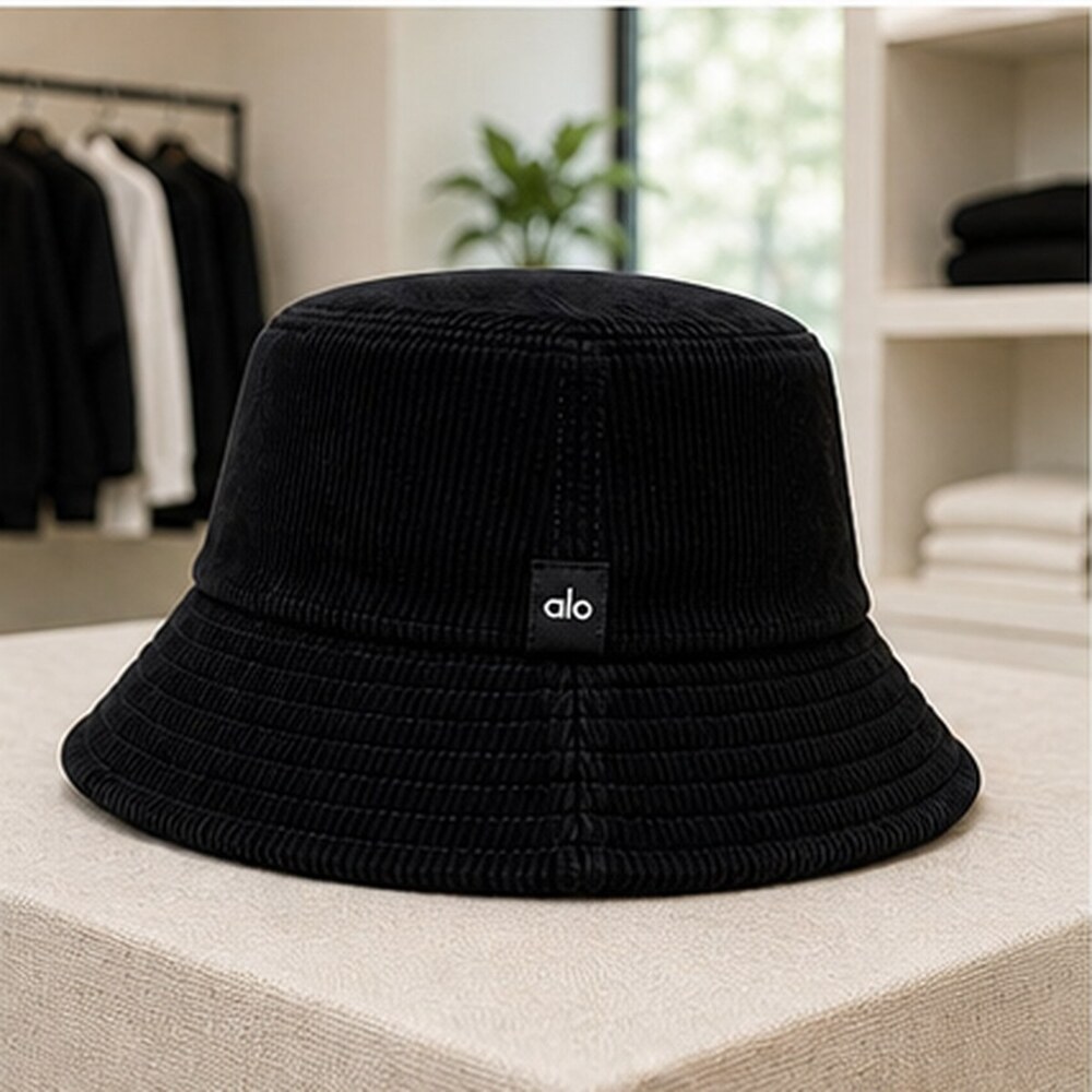 ALO Yoga Black Casual Bucket Hat OS